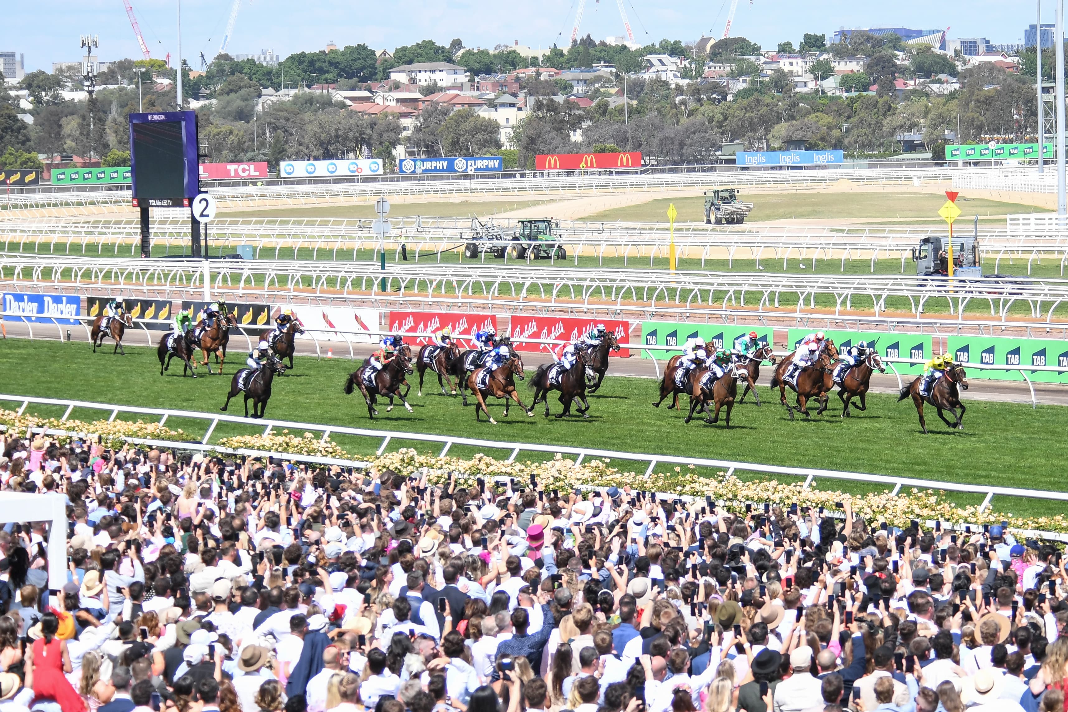 SENTrack: Saturday best bets from Gareth Hall, JJ & David Taggart on Derby Day (02/11)