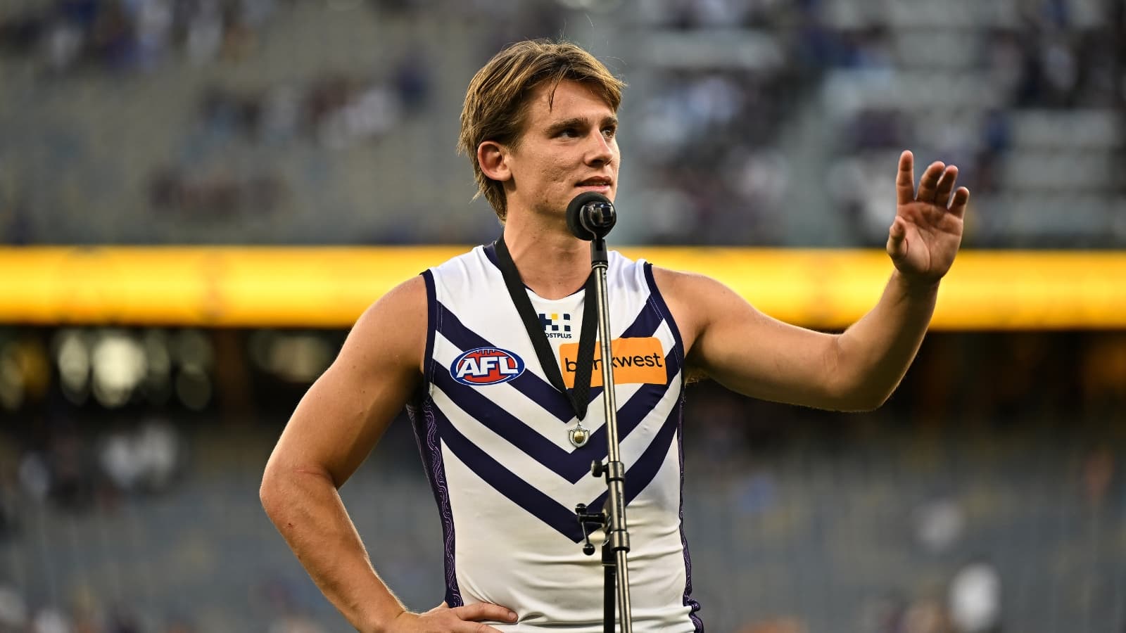 Three straight: Caleb Serong makes Fremantle history