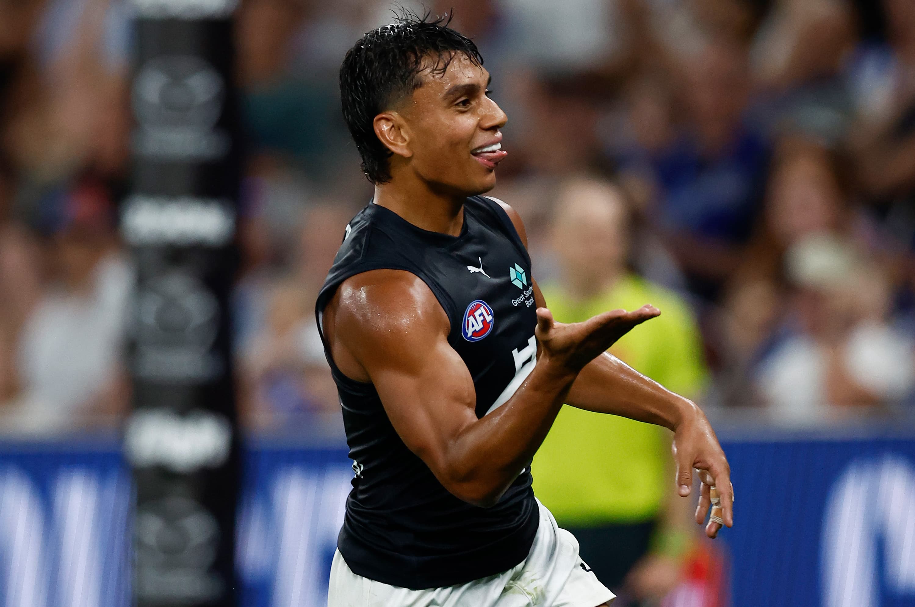 Carlton forward Motlop subject of unfair criticism, says uncle