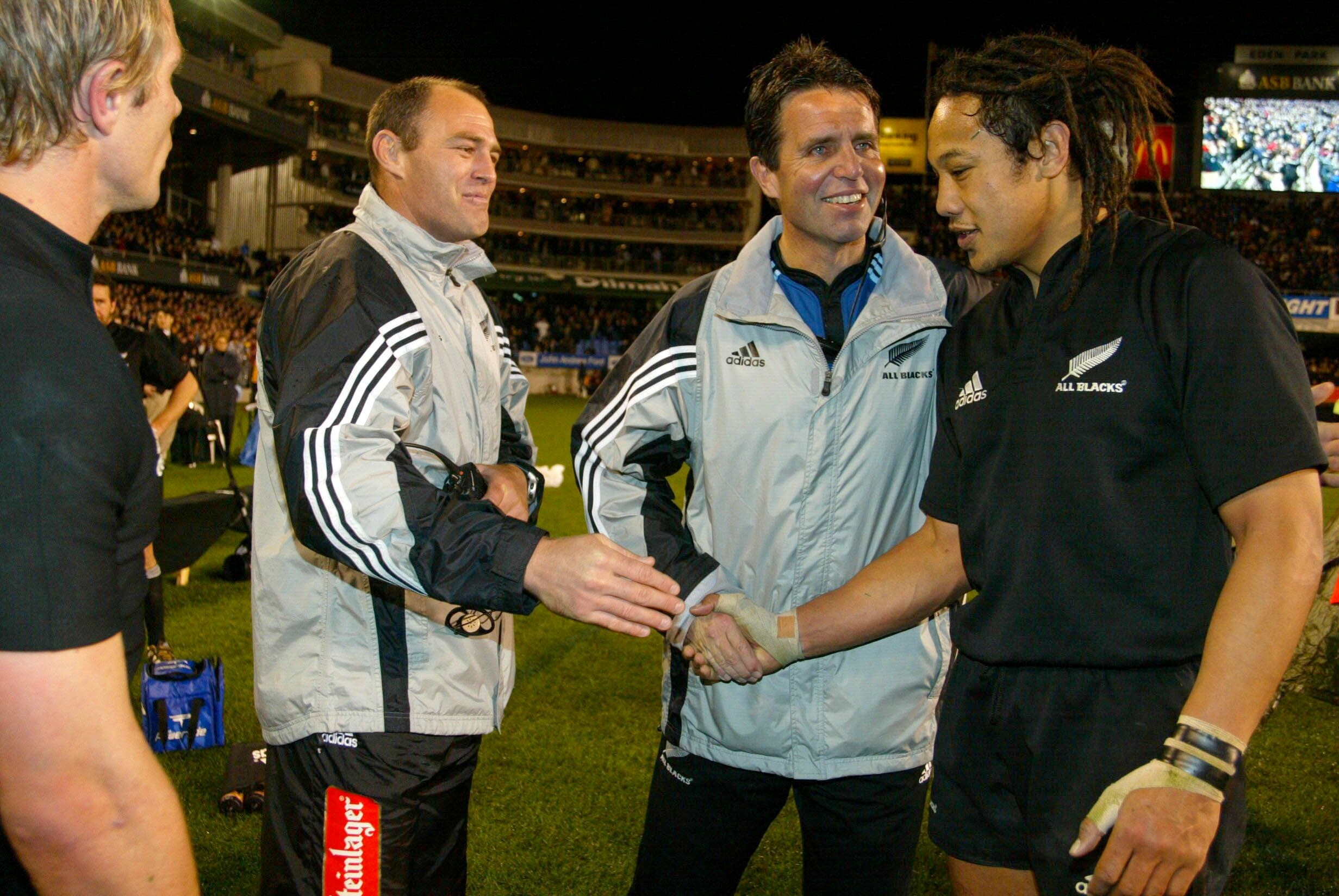 Former All Blacks and Warriors doctor John Mayhew has died