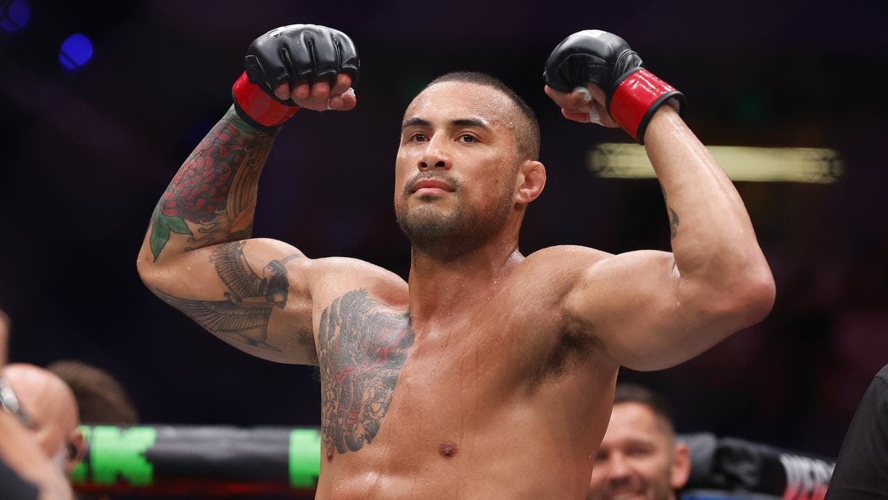 Ulberg overcomes injury to capture UFC light heavyweight world title