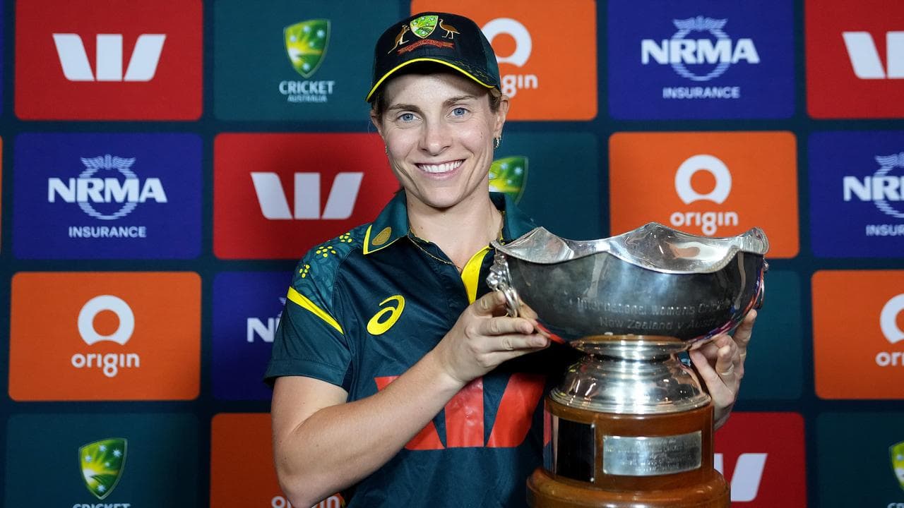 Washout ruins final match of White Ferns T20 series in Australia