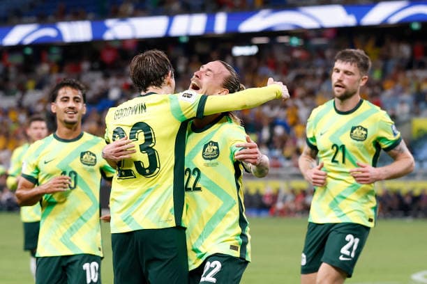 Socceroos smash Indonesia in important qualifying win