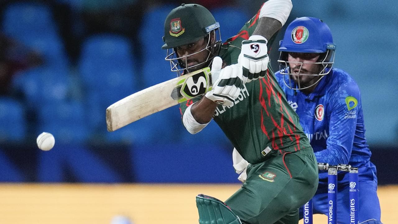 Player boycott forces Bangladesh to sack official