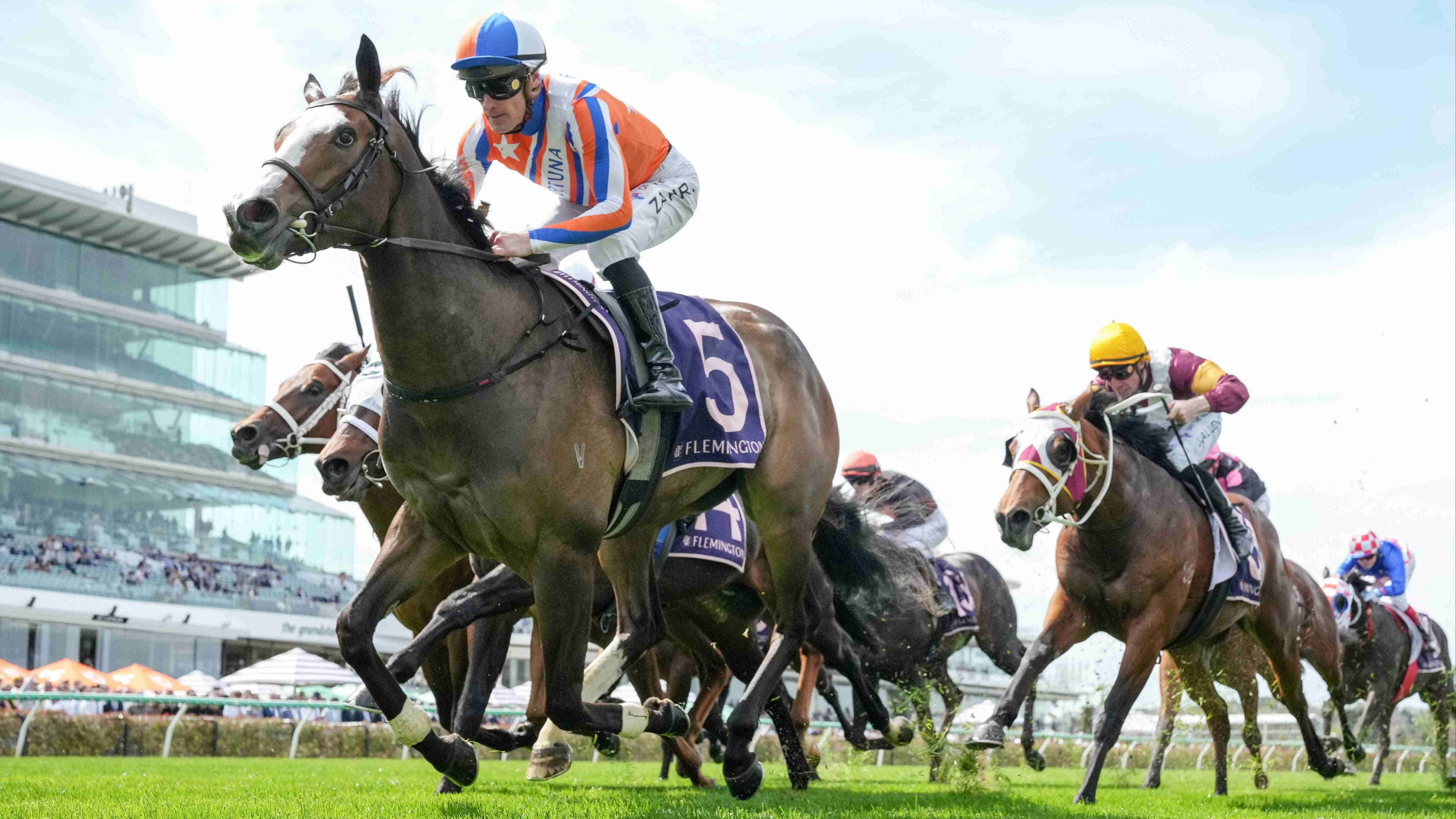 Lara Antipova on song for Thousand Guineas