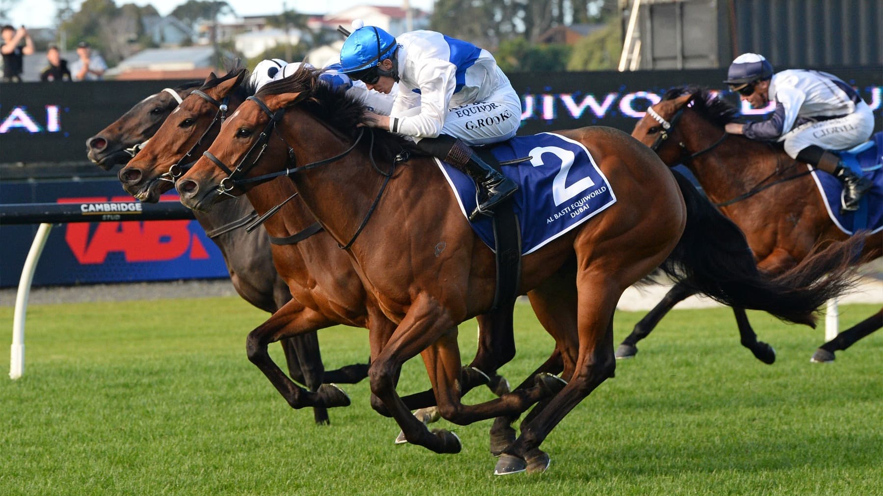 Tajana takes out Sunline Vase in thrilling finish