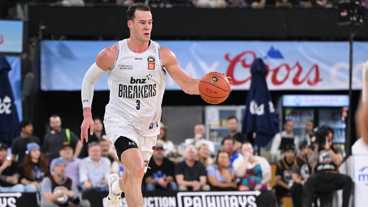Wildcats cruise past PJC-less Breakers in Perth