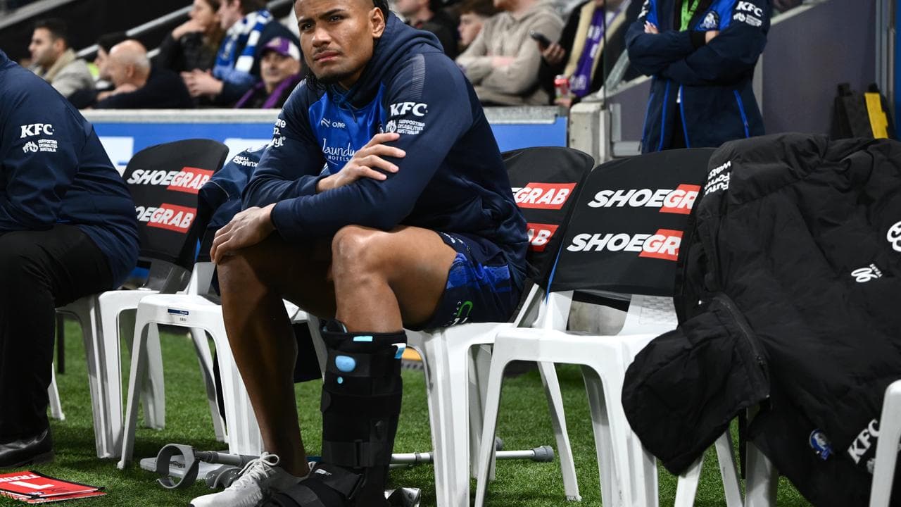 Bulldogs sweat on Sexton, Crichton injury confirmed