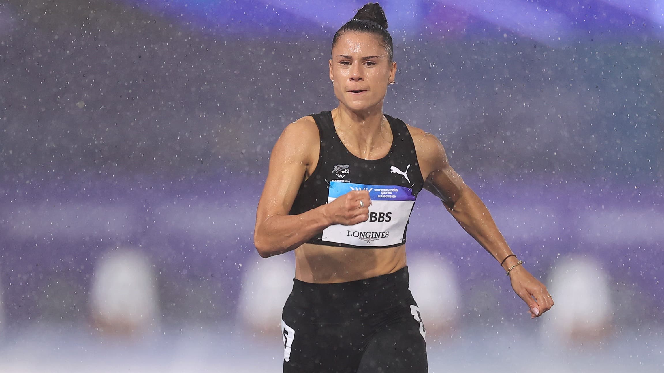 Hobbs bolts to 100m gold, Clareburt goes back-to-back as medals flow for New Zealand