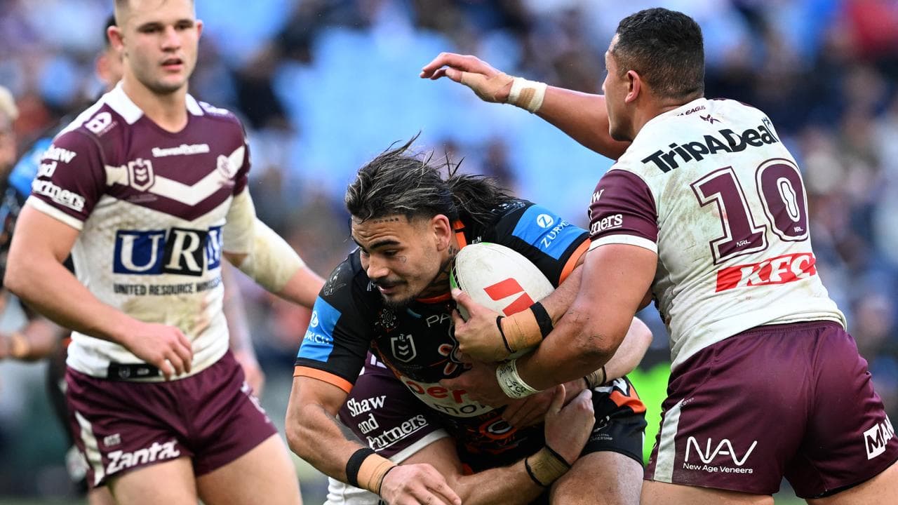Taylan May out until round eight with shoulder injury