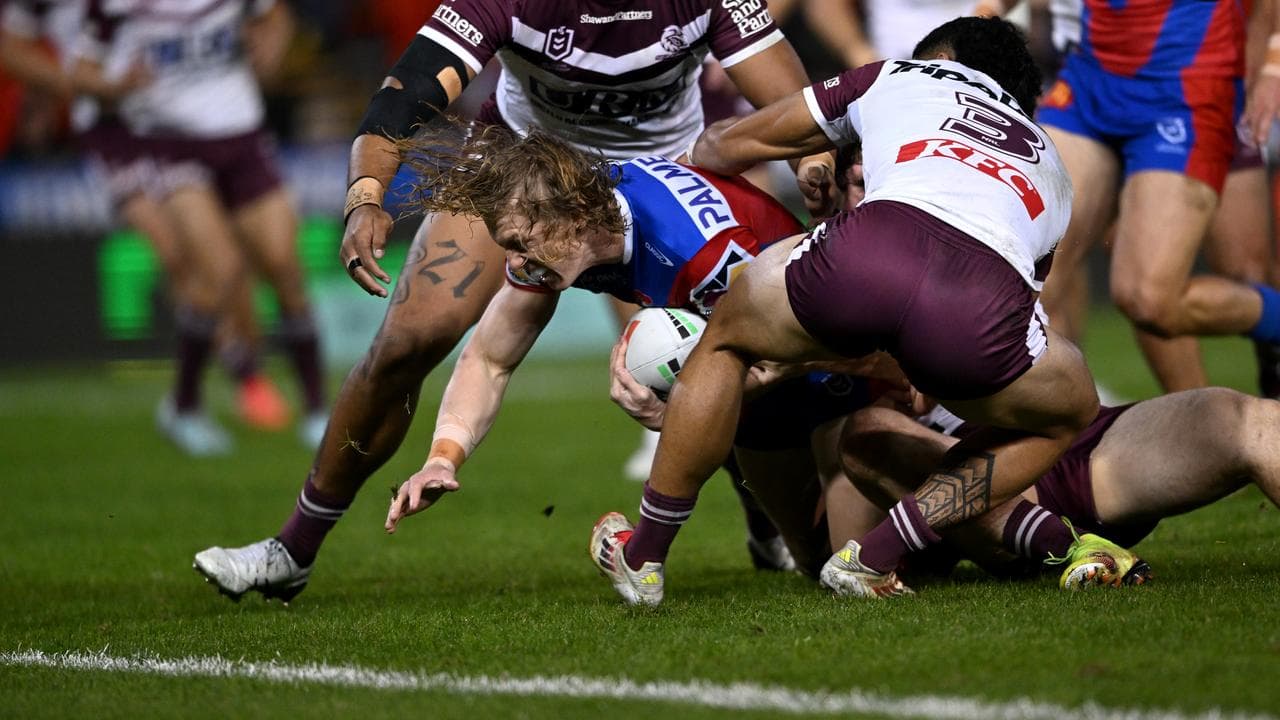 Knights coach hits out at booing fans before comeback