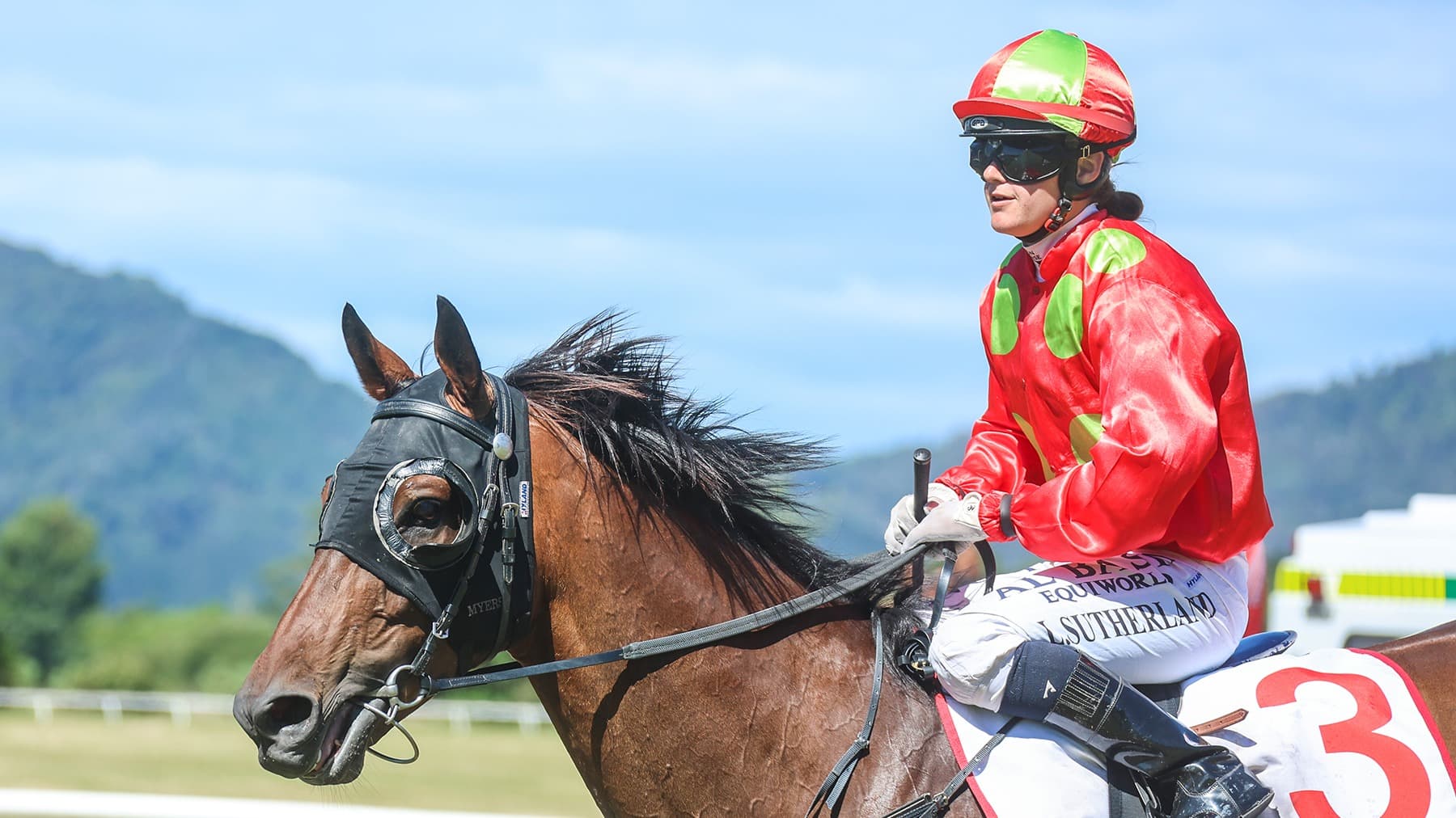 Sutherland unstoppable on the Coast