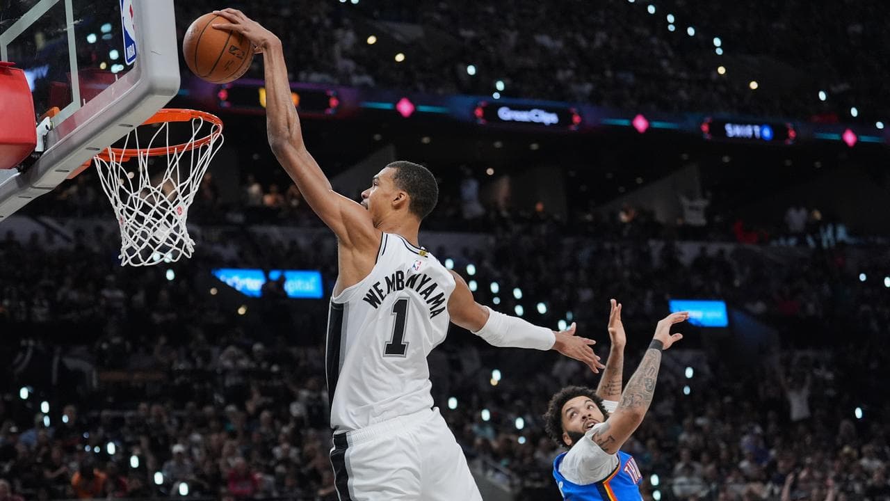 Spurs rebound, trounce Thunder to even West finals