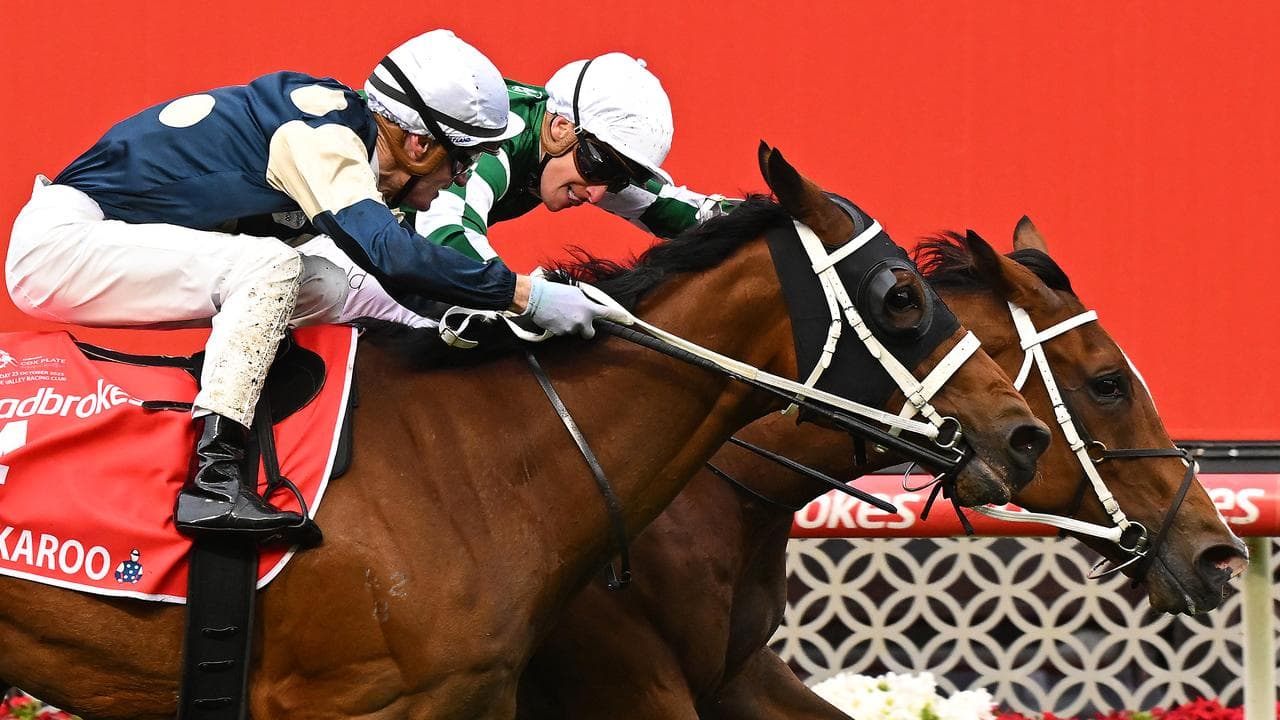 Back to back: Via Sistina wins $6 million Cox Plate