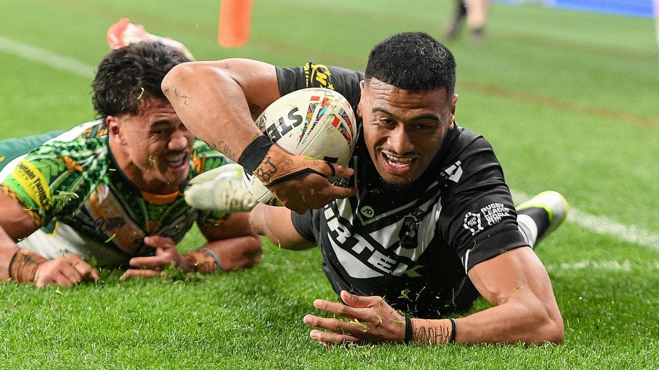 Kiwis send World Cup warning by crushing Cook Islands