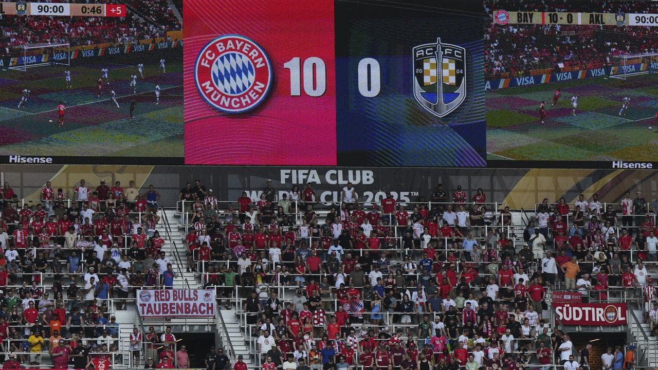 Auckland City crushed by heavyweights Bayern Munich in Club World Cup mismatch