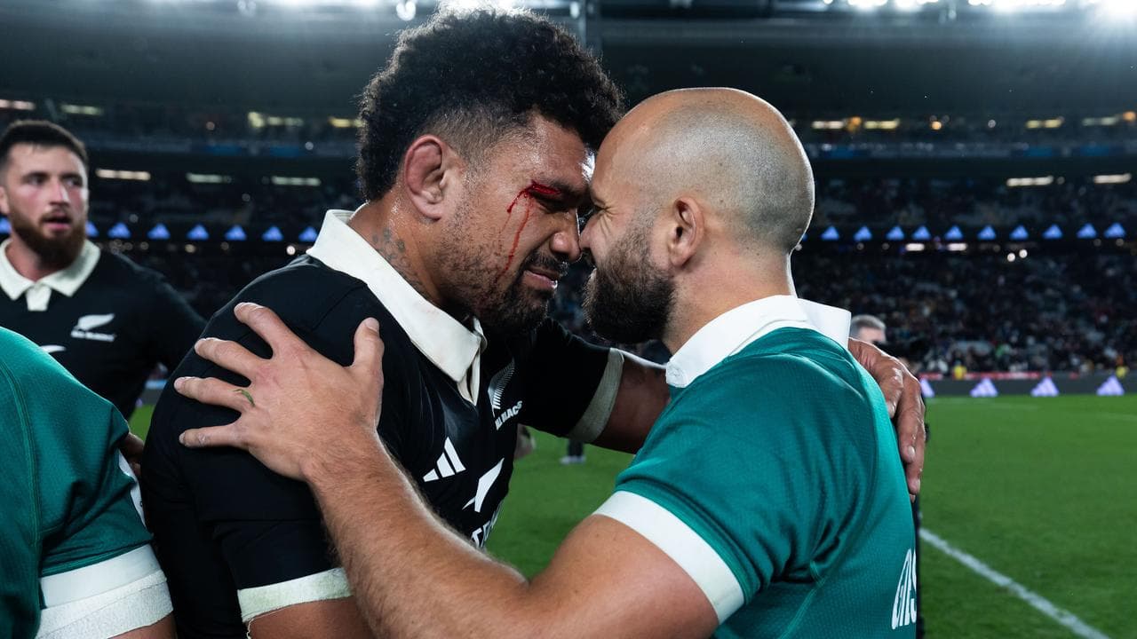 Red-hot All Blacks crush Ireland in Eden Park fortress