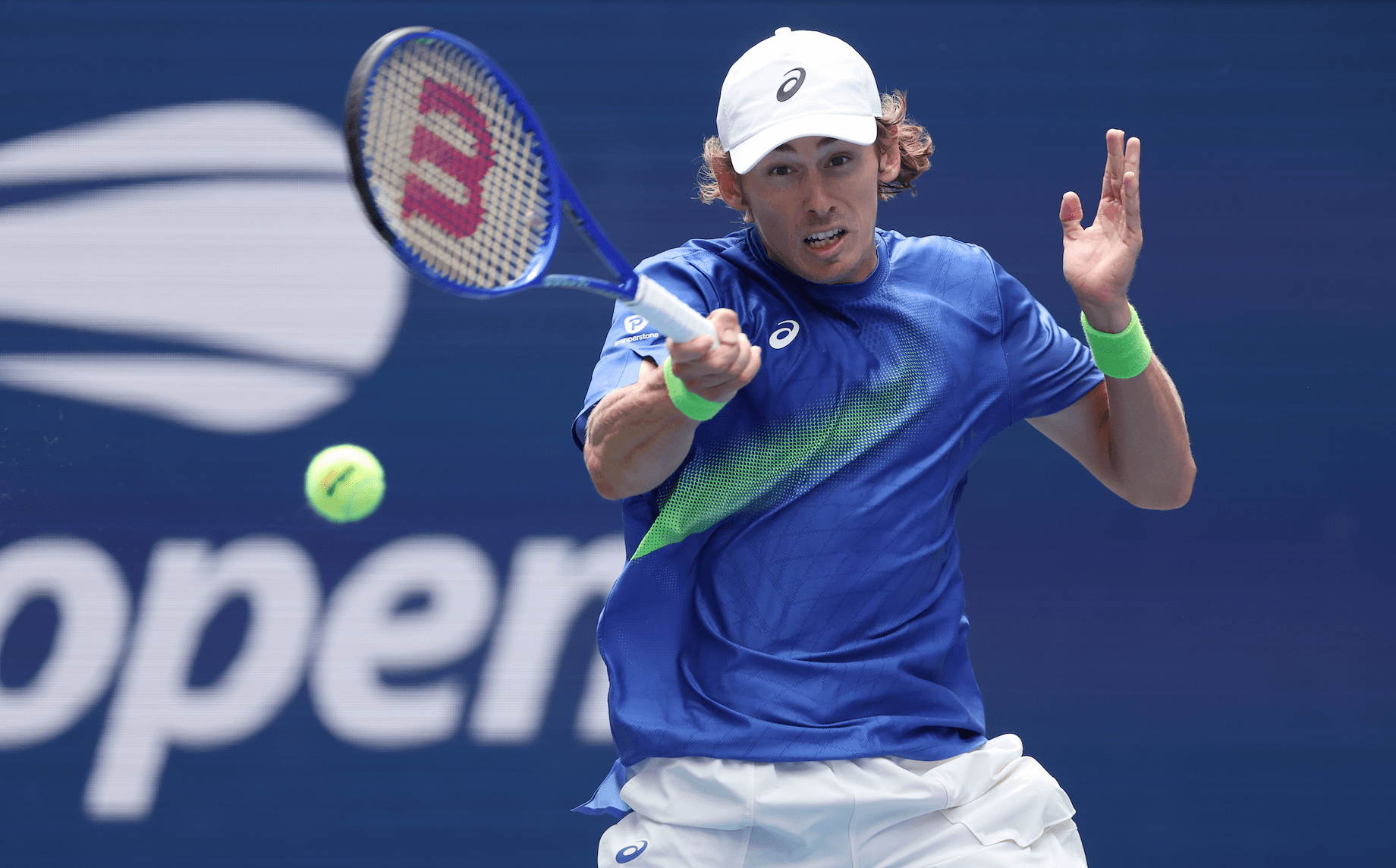 Blink and you miss it: Demon advances to his sixth Grand Slam quarter-final