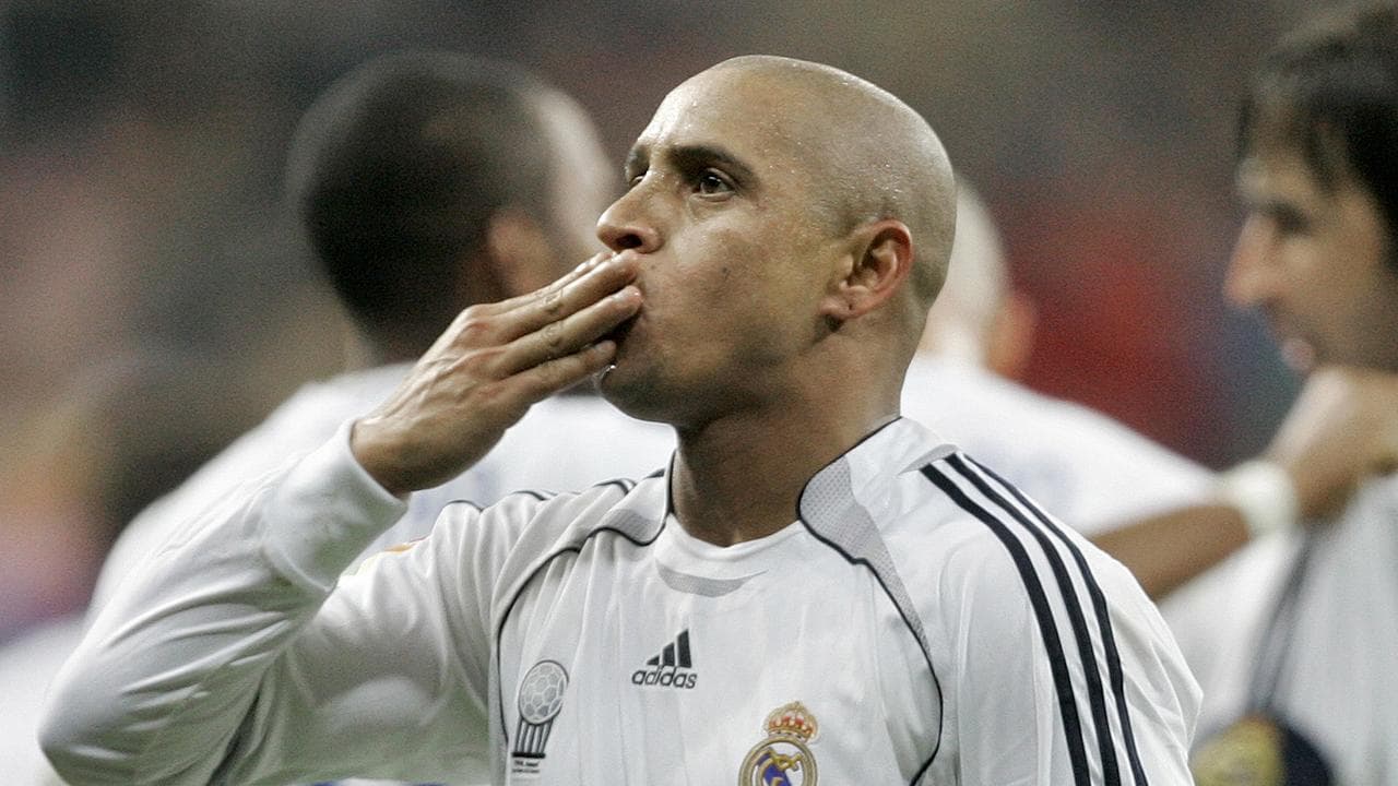 Brazil football icon undergoes heart surgery