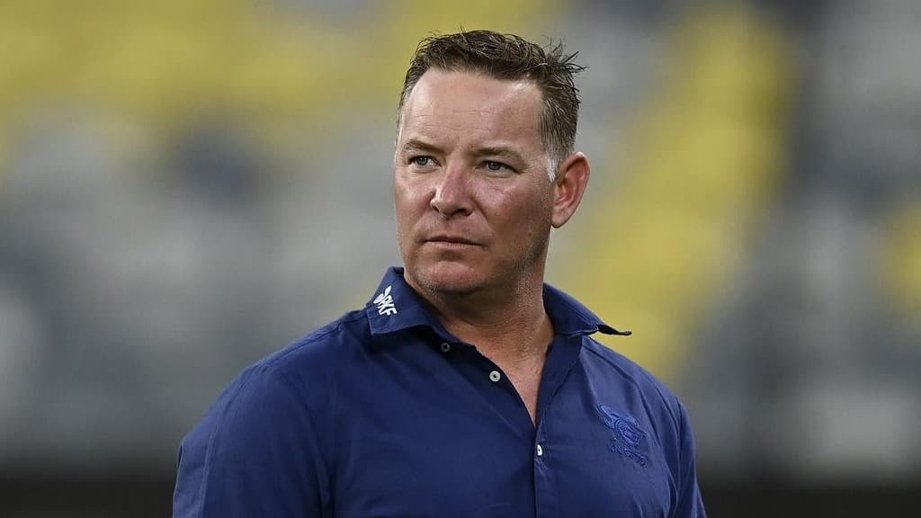 Push for shock option to replace O'Brien as Knights set to part ways with coach