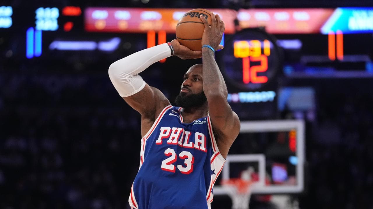 'Total disgrace': Trump-versus-LeBron spat boils again
