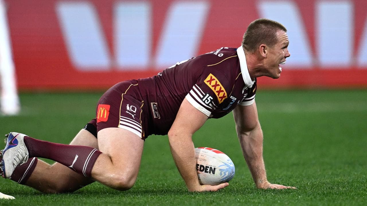 Maroons recall key forwards as Collins out of decider