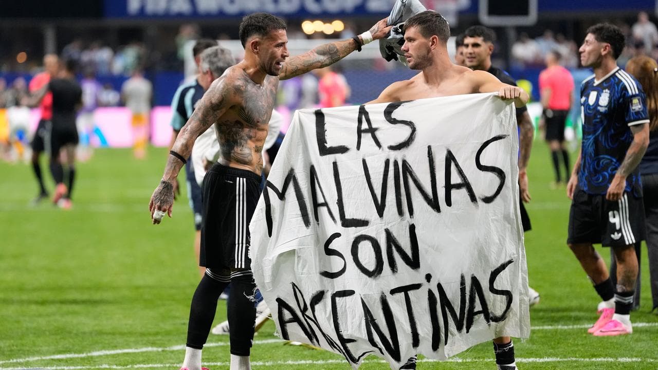 Argentine's cause Cup controversy after England win