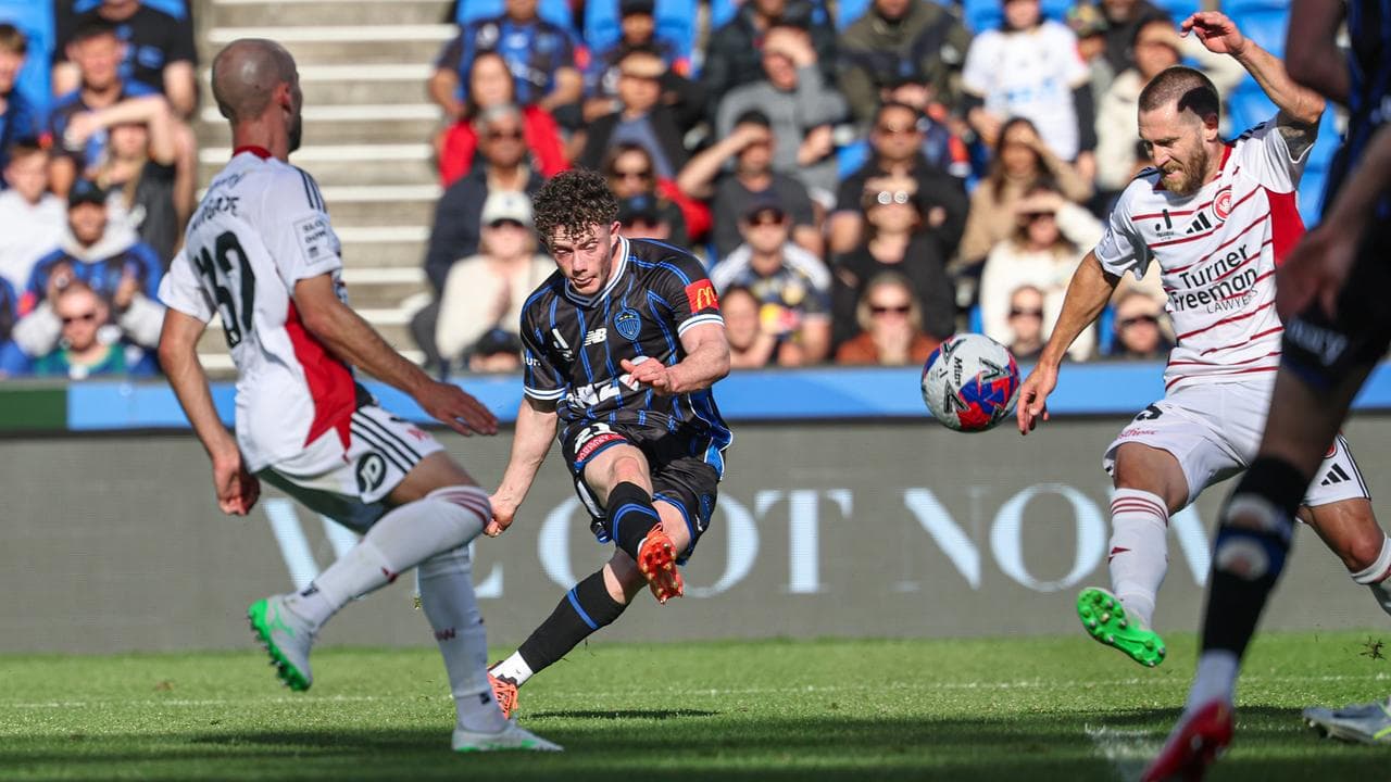 Auckland FC edge Western Sydney for first win of sophomore ALM season