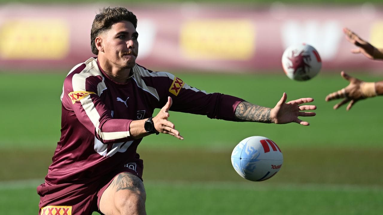 Maroons keep Blues in dark on 'Lightning' strike at MCG