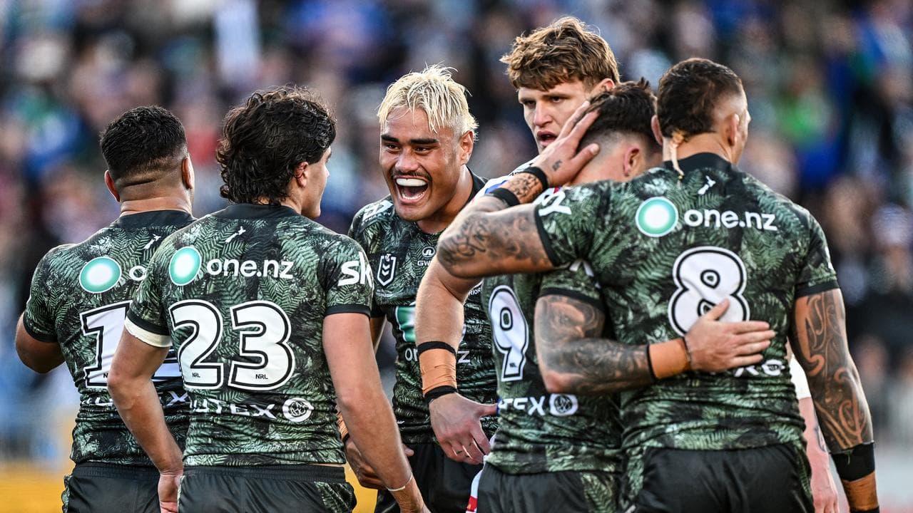 Warriors seal home finals with win over gritty shorthanded Knights
