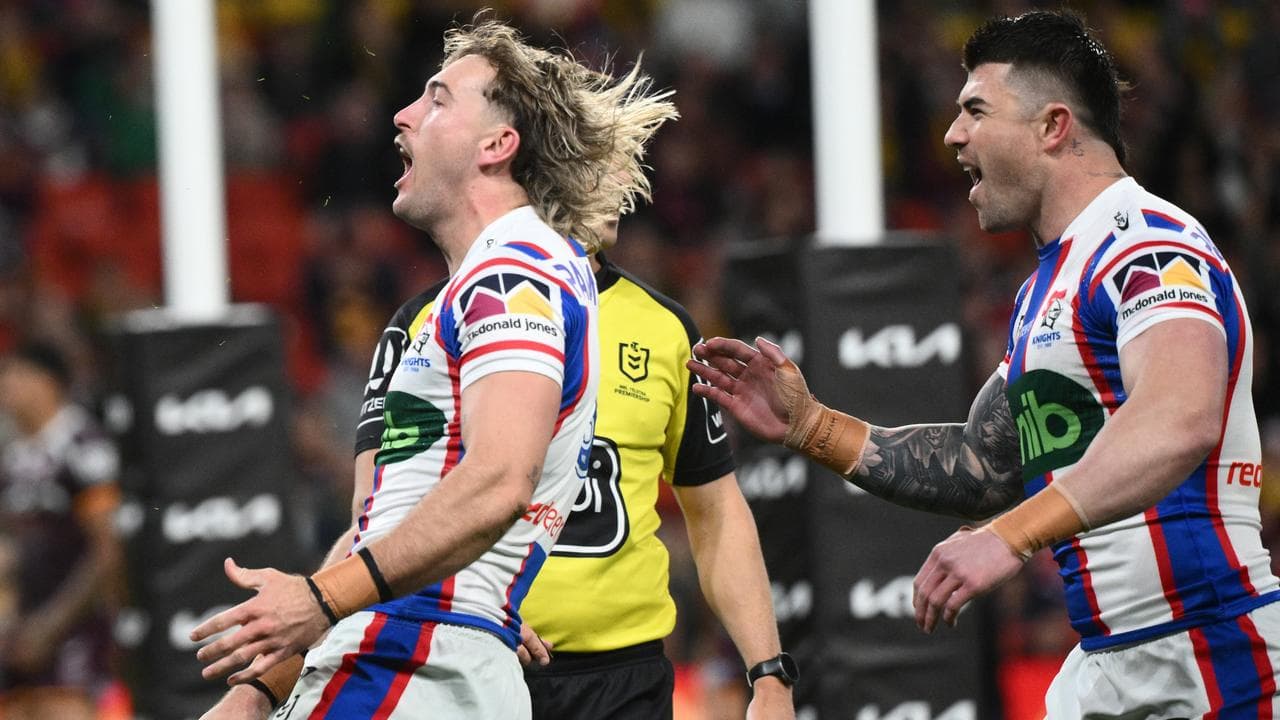 Knights smash Broncos to close in on finals berth