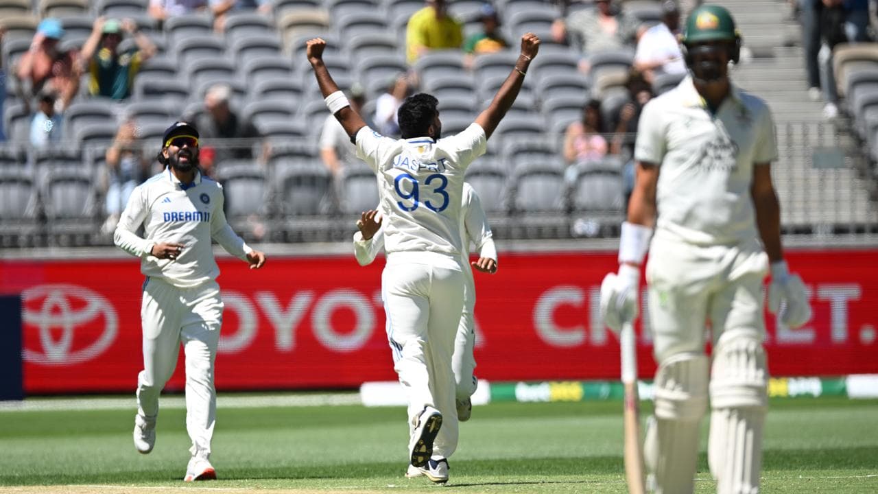 India bat through session to pile pressure on Australia