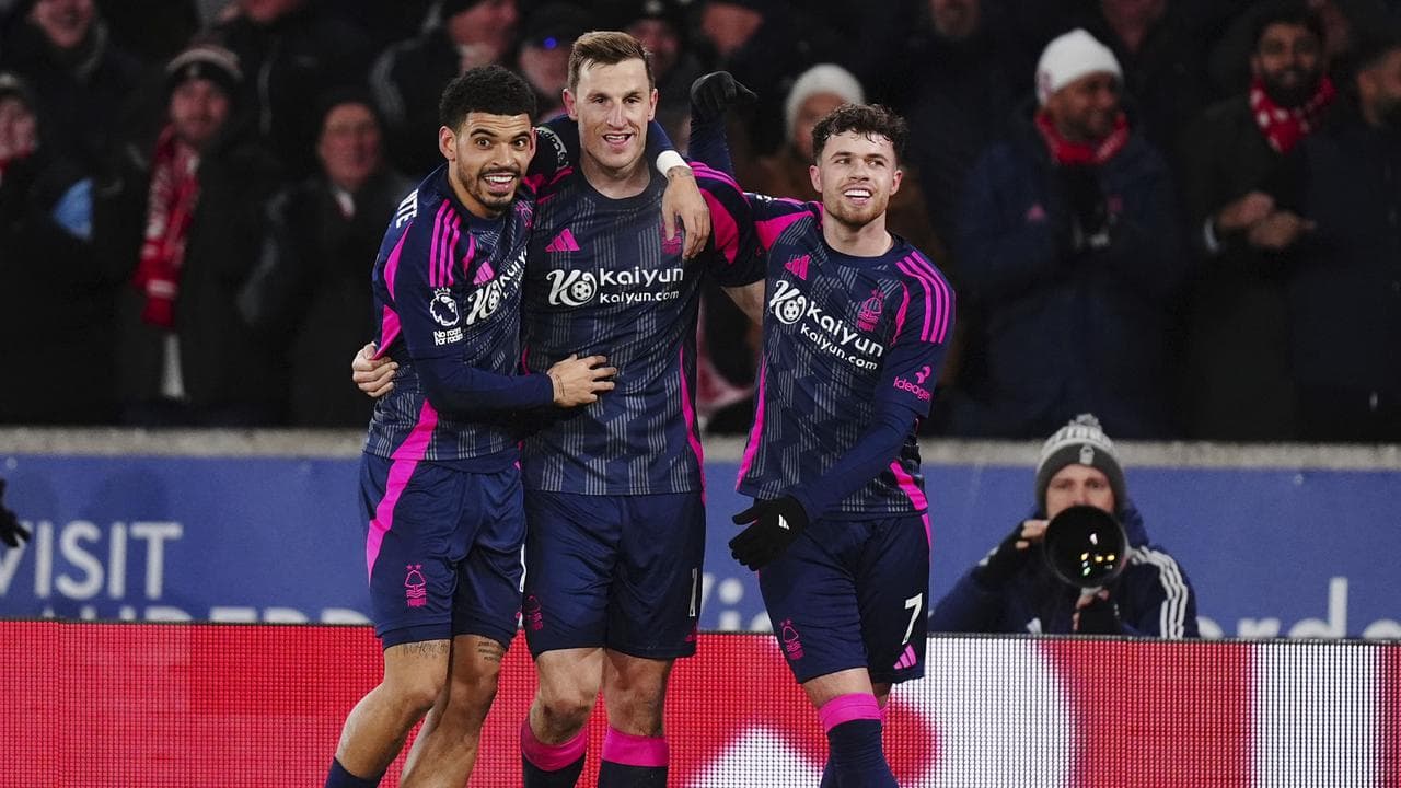 Wood nets another goal as Nottingham Forest close gap on Liverpool