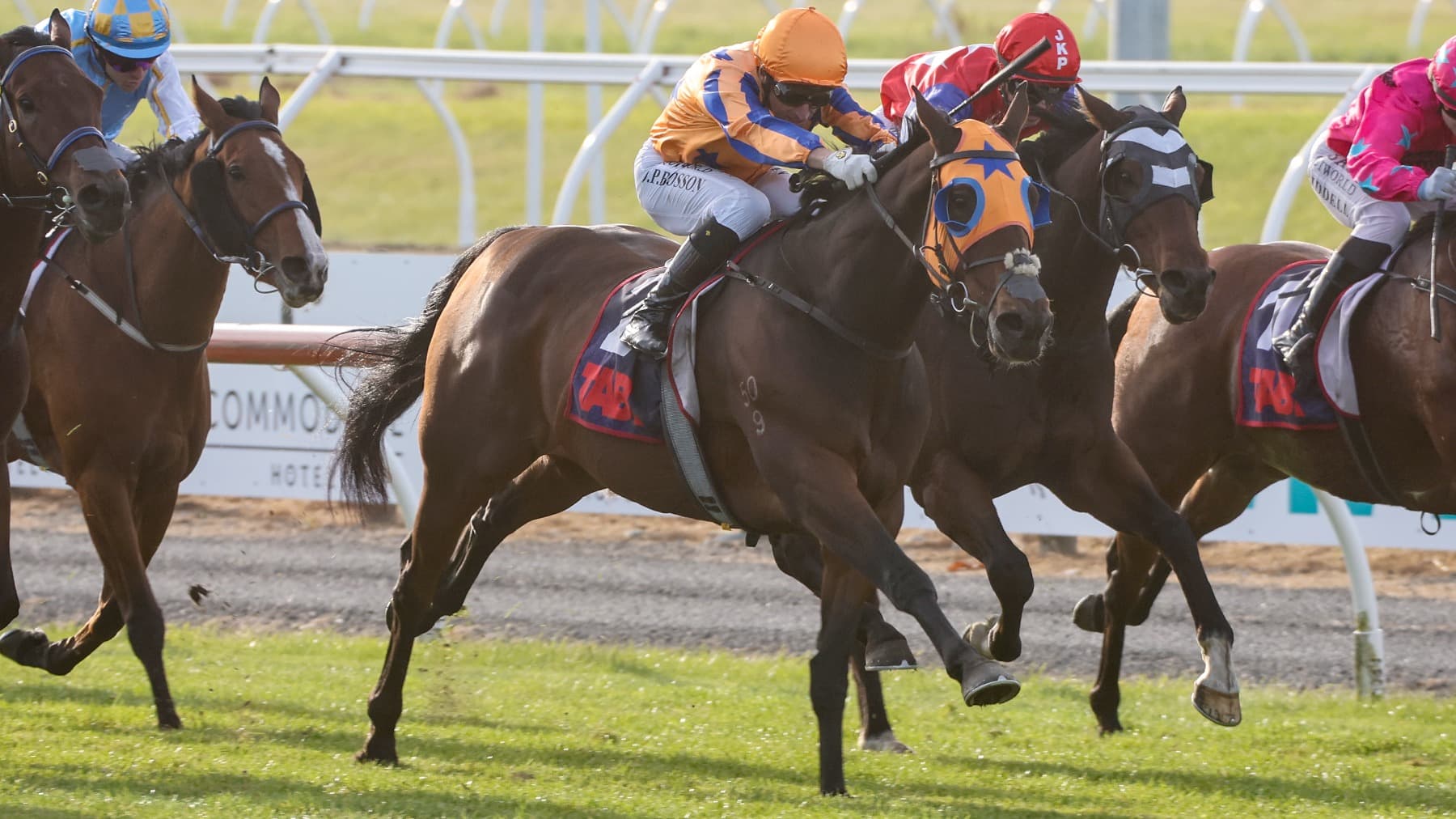 Stonybreck back to winning from at Riccarton