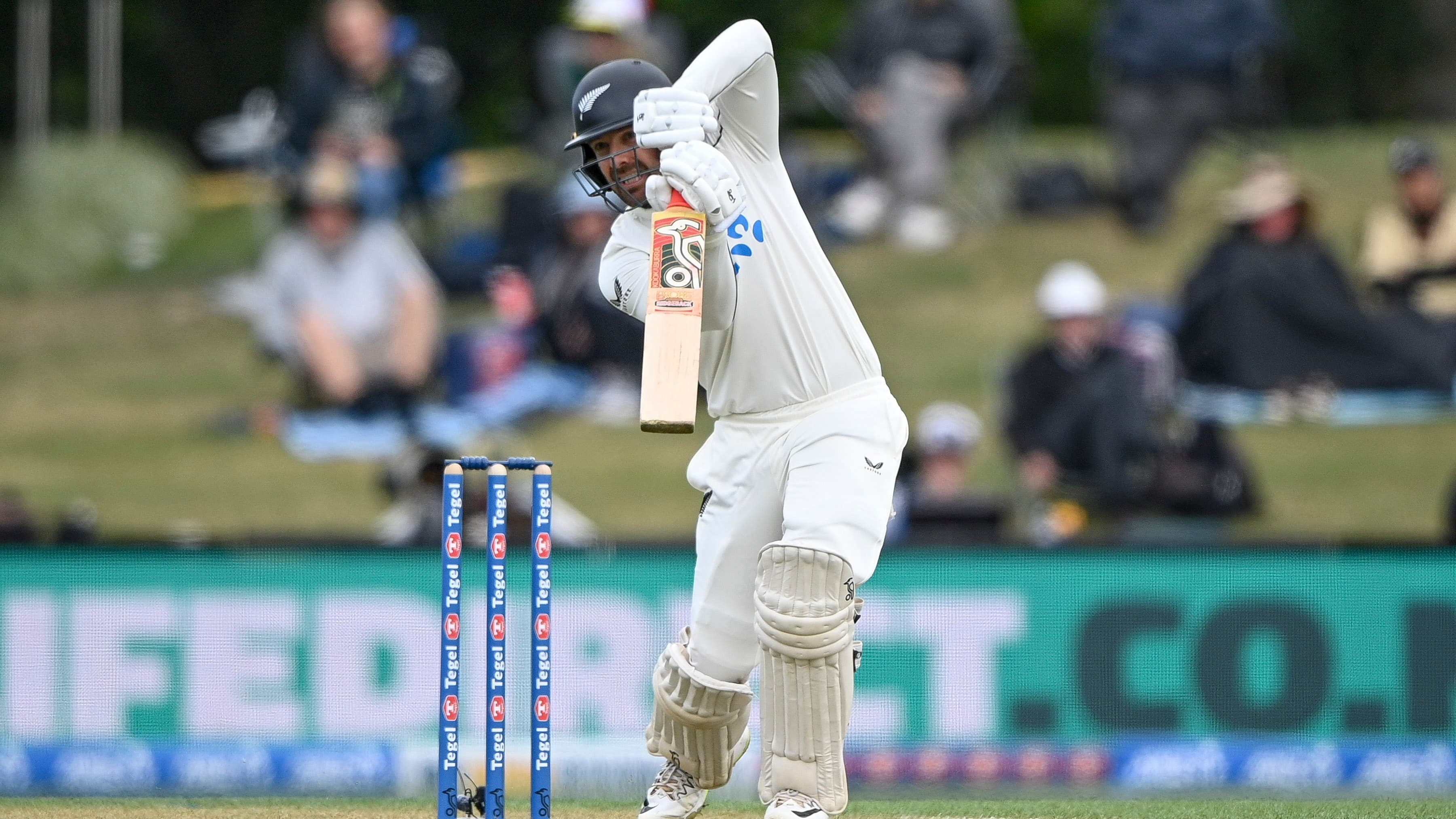 Blundell confirmed out as Day 3 gets underway