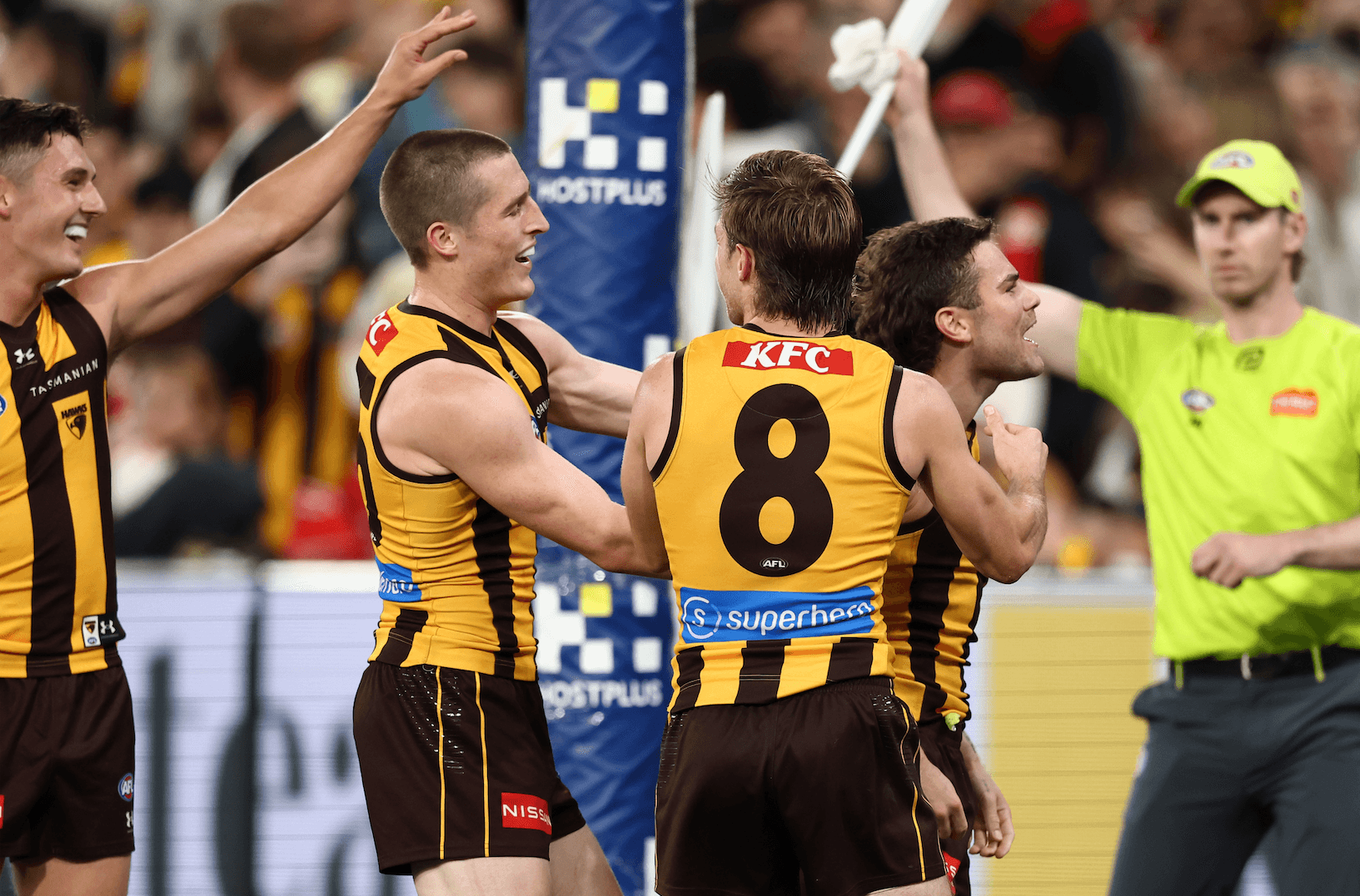 “Giving him heaps”: AFL to investigate Hawk’s bottle throwing claims