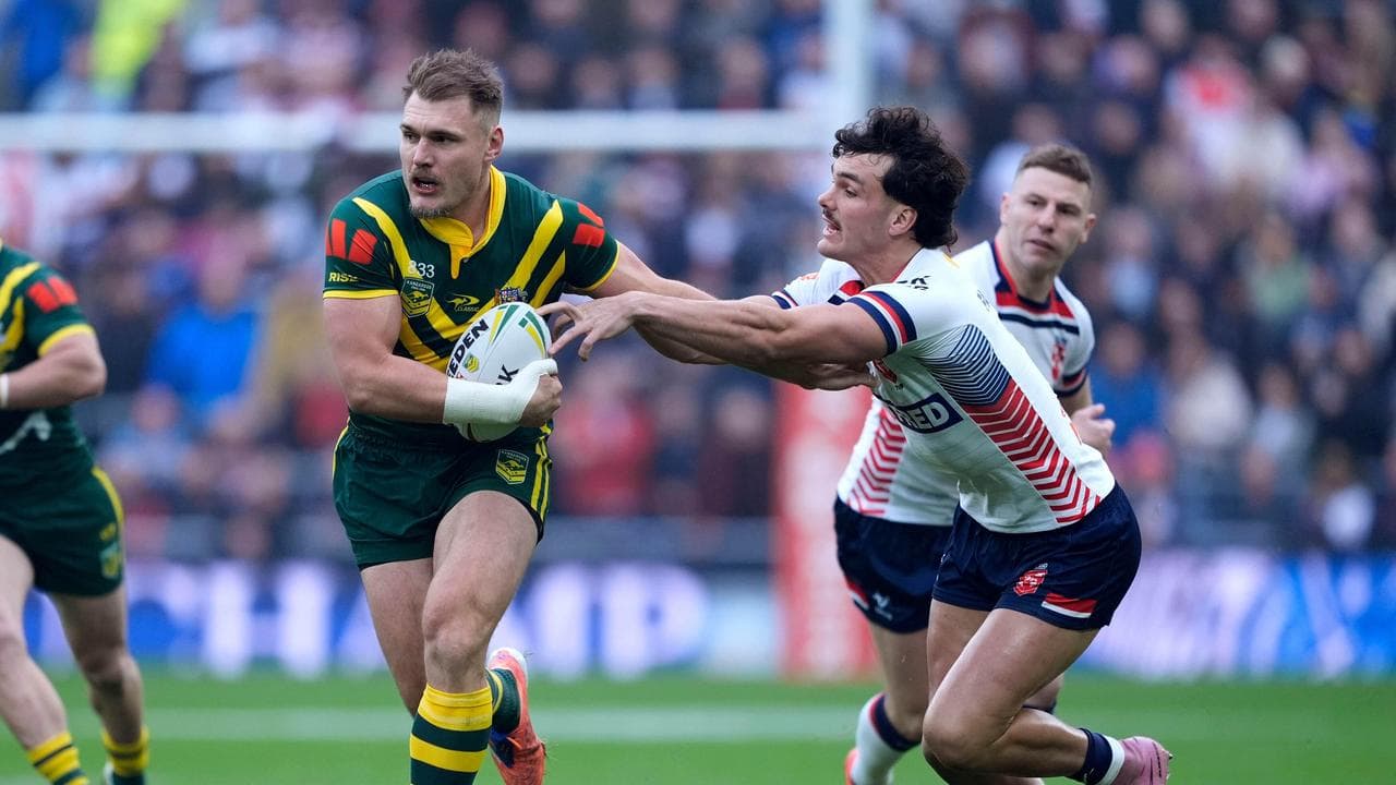 Kangaroos beat England to maintain Ashes stranglehold