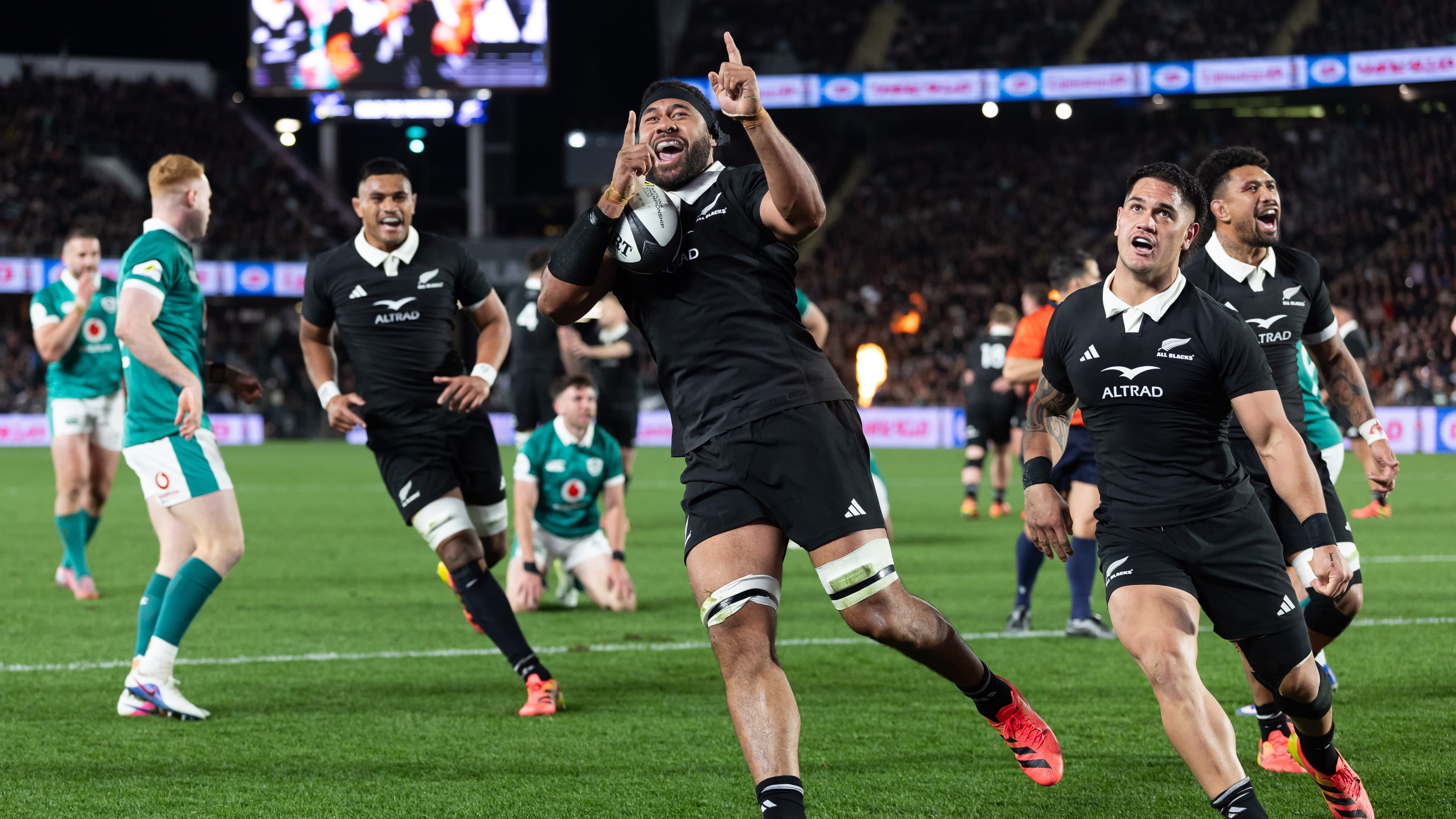 ‘Loving what I’m seeing’: Dagg and Stevenson praise levelled-up All Blacks