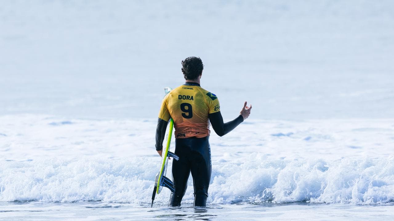 Yago Dora sends WSL into meltdown with crazy aerial