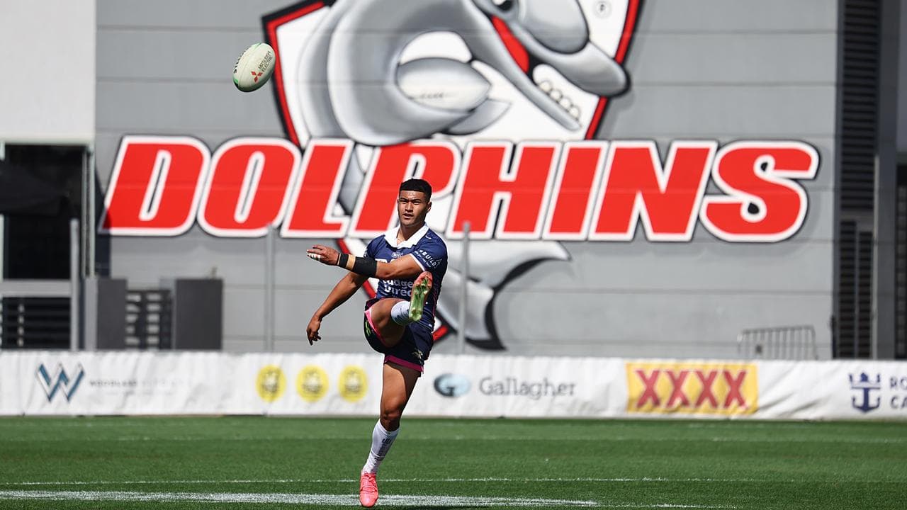 Walker's on but Woolf 'wouldn't swap' his own No. 7