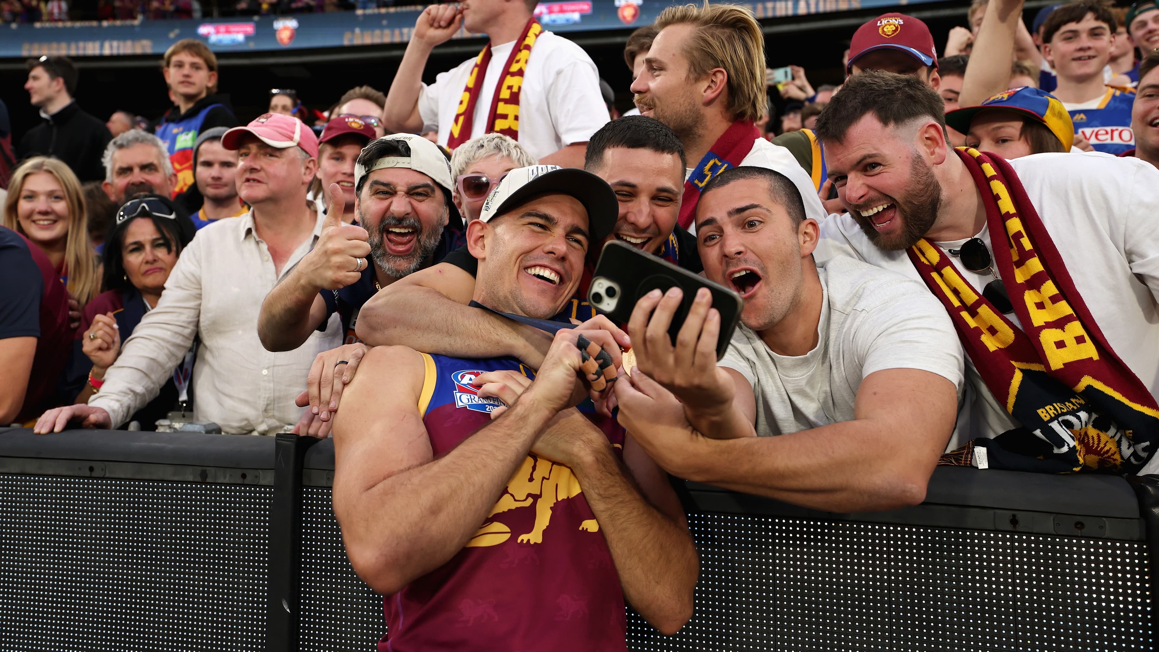 Premiership Lion weighing up free agency offer from big Vic club