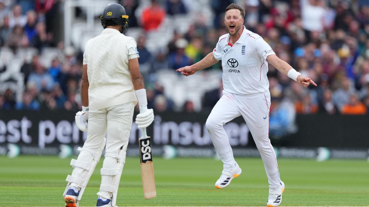 Rain stalls England's victory bid against NZ at Lord's