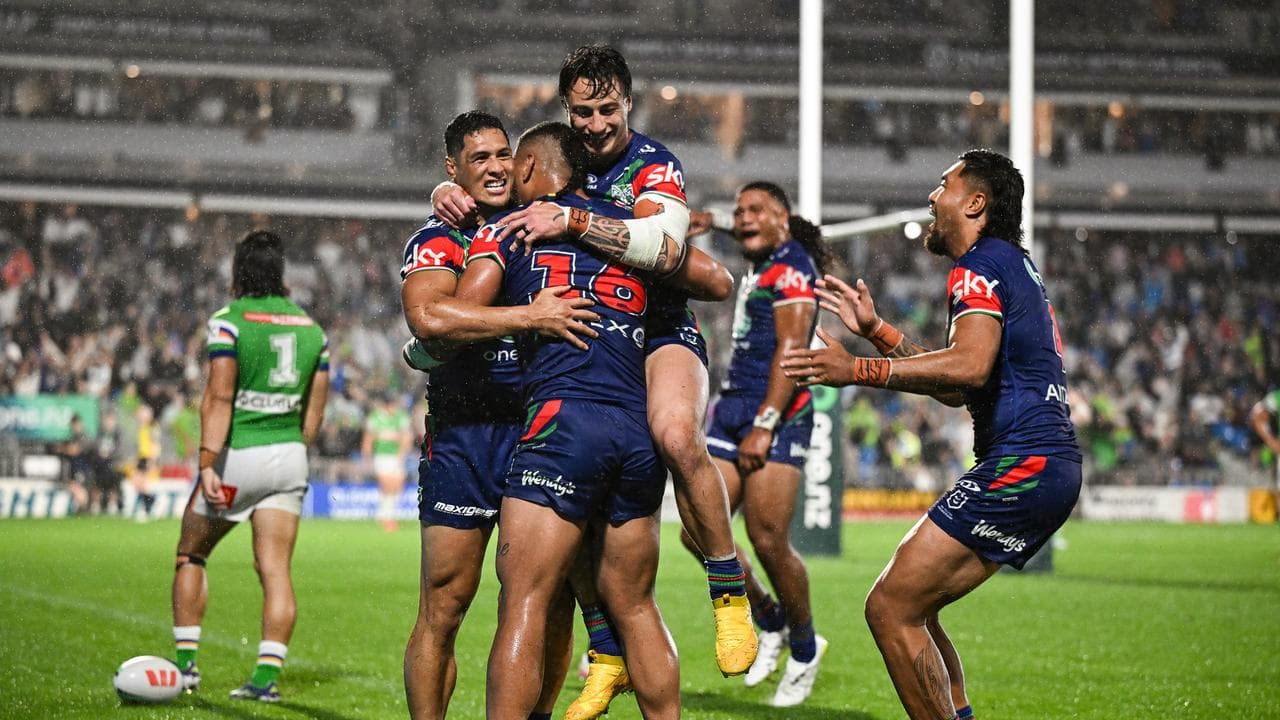 Warriors demolish Raiders to continue stellar start to NRL season