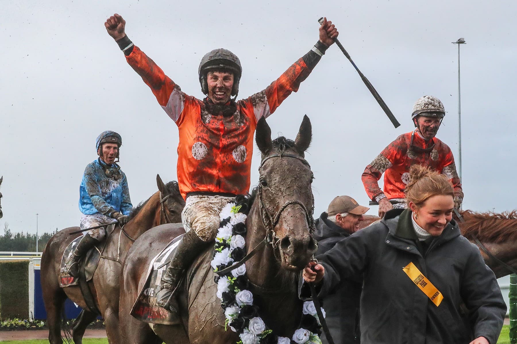 Captains Run wins enthralling Grand National Steeplechase