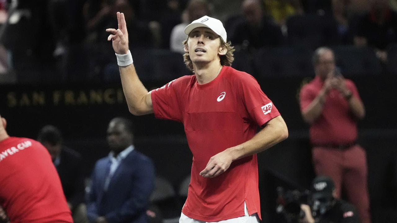 'Mix it up': Rafter's plan for Minaur to escape Alcaraz