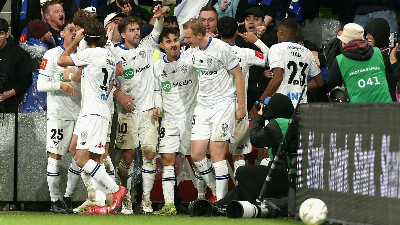 Melbourne Victory ready to spoil Auckland's big party
