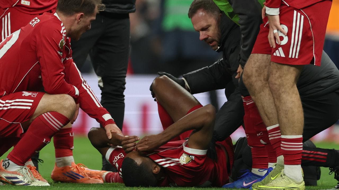 Liverpool fear 'significant' injury for record-breaker Isak