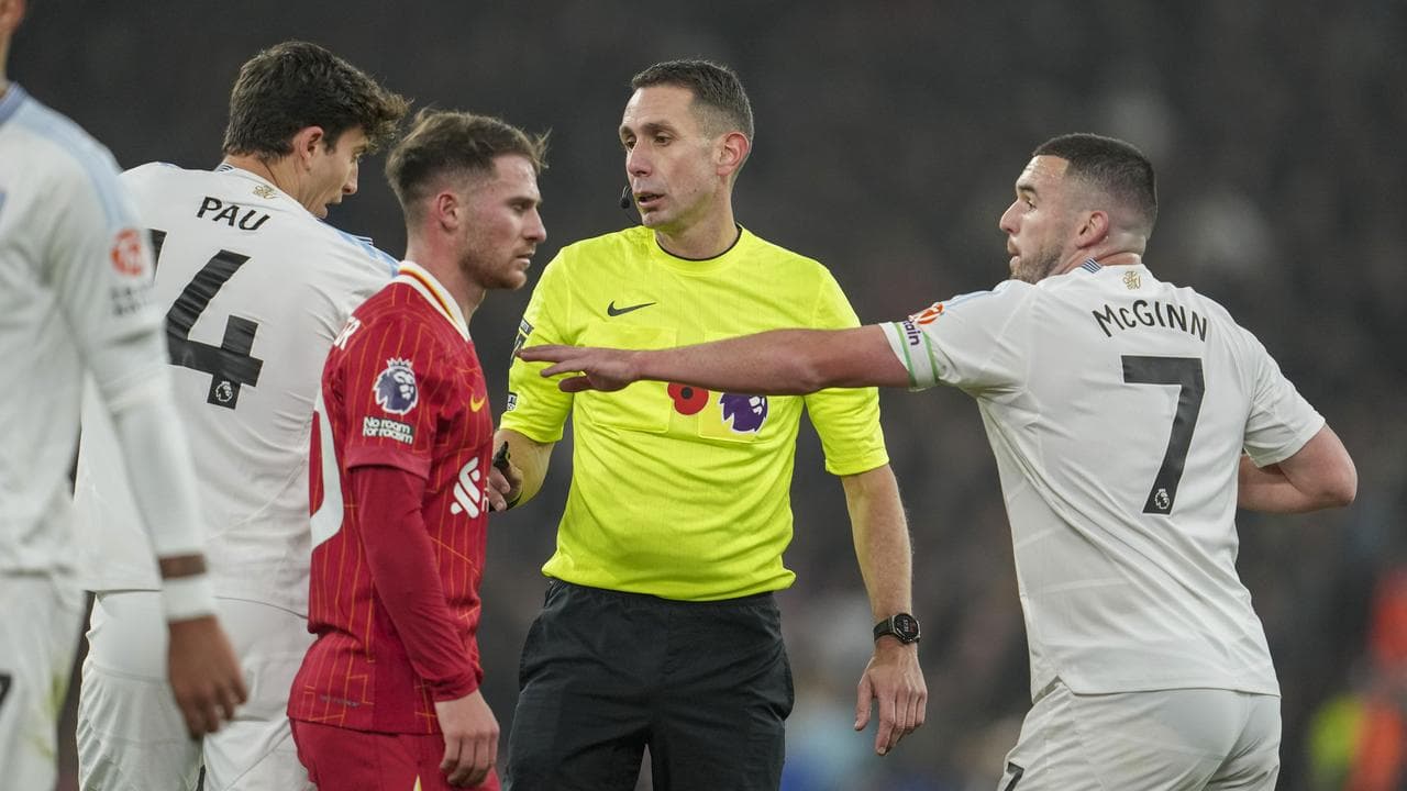 FA imposes eight-week ban on ex-Premier League ref