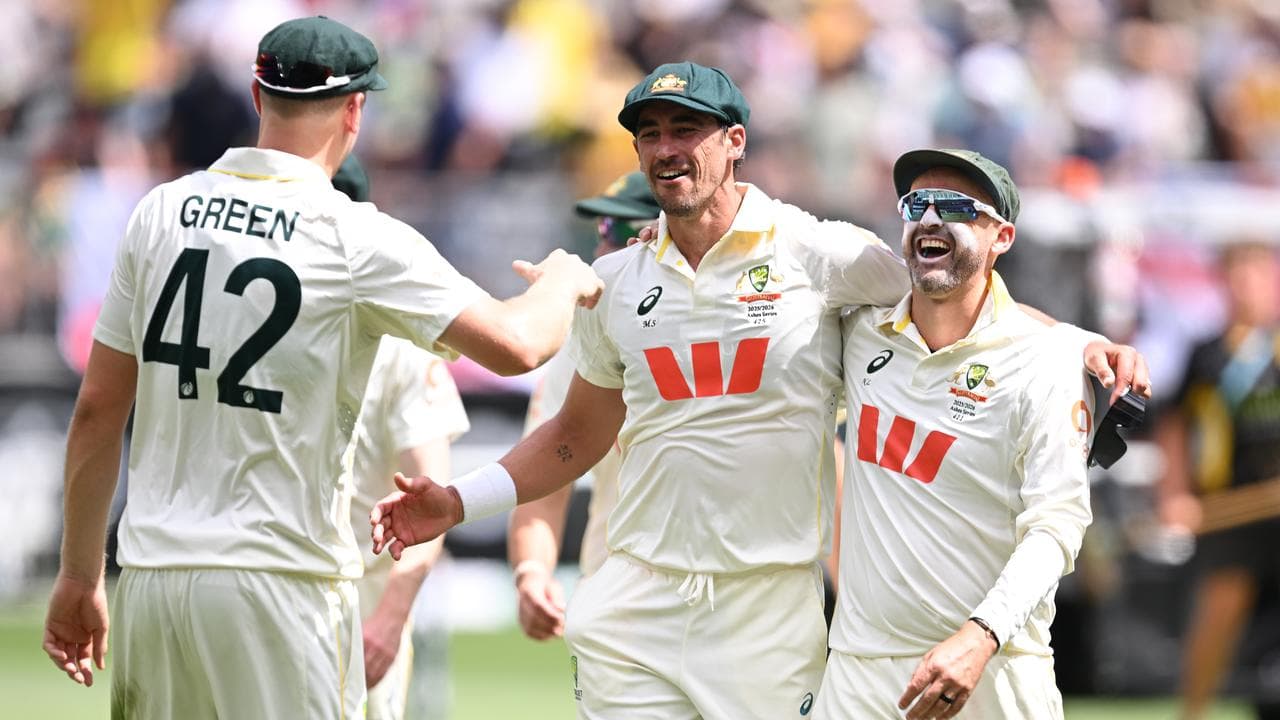 Australia collapse as quicks dominate Ashes opening day