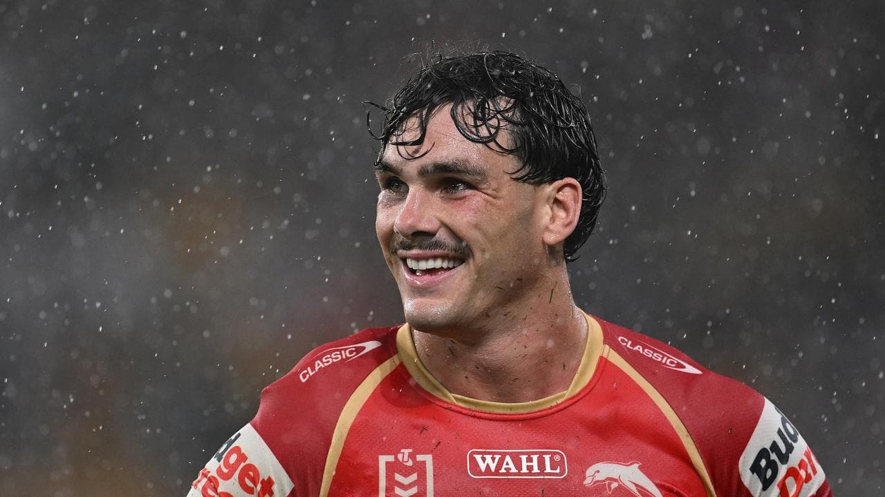 Dolphins star climbs off hospital bed to muzzle Bulldogs